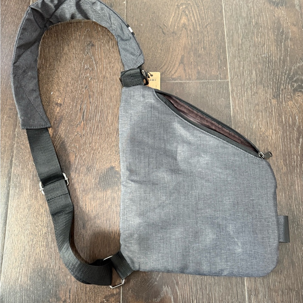 Stylish Gray Sling Bag - Picture 3 of 3